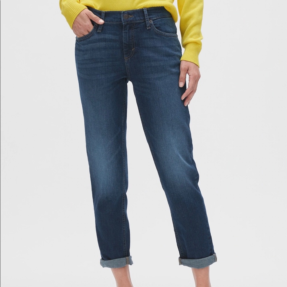 Dark wash Banana Republic girlfriend jeans